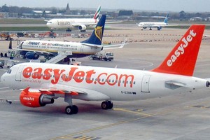 حالة الرعب من المتطرفين تؤخر إقلاع طائرة من فيينا إلى لندن