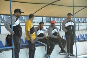 متابعة إدارية مستمرة لـ'الأحمر'