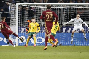 روسيا تقسو على ليتوانيا بثلاثية وديا