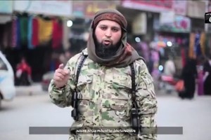 أبو حنيفة البلجيكي يعد بلده بمزيد من التفجيرات في لقطات مصورة