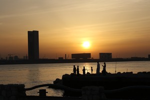 شاهد صور إلى كورنيش الغوص في مدينة المحرق 