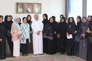 النيابة العامة تستقبل وفداً نسائياً من محافظة العاصمة