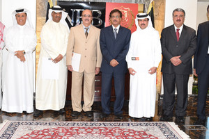 'البحرين الوطني' يكرم الموظفين على خدمتهم الطويلة