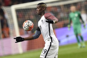 مدرب فرنسا لوسائل الإعلام: أتركوا بوغبا وشأنه