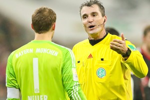 كيرشر يعترف بتزايد أخطاء الحكام في البوندسليغا