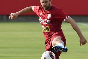 بيتزارو مهدد بالغياب عن بريمن في مواجهة دورتموند