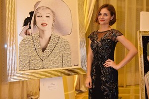 بالصور... لافيلا تنفرد بعرض أشهر اللوحات الايطالية في دبي 