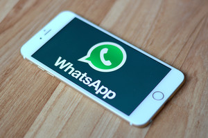 تحديث جديد لتطبيق 'whatsapp' خاص بواجهة الكاميرا