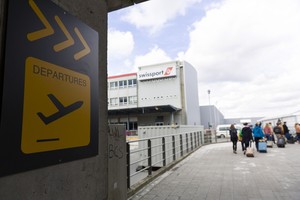 مطار بروكسل يسير نحو 40 رحلة