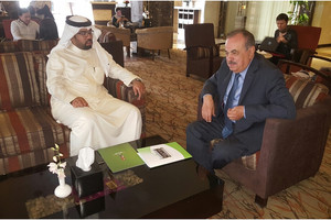 قاسم وعبدالقادر يؤكدان الشراكة الحقيقية بين الاتحادين الآسيوي والعربي