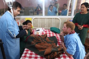 نيبال تحقق في تقارير حول الإتجار بالأطفال في أماكن الزلزال