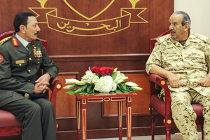 القائد العام يستقبل مستشار العاهل الأردني للشئون العسكرية