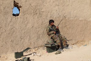 وزير: انسحاب القوات الأفغانية في هلمند يساعد في المعركة ضد طالبان