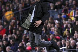 مدرب برشلونة: مع هؤلاء اللاعبين يمكنني الذهاب إلى آخر العالم