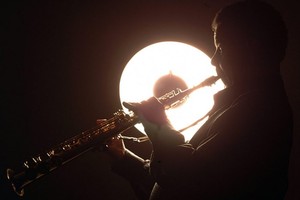 الصالة الثقافية... 'سمفونيات الذات' تستعرض 'الإرث الموسيقي' للراحل مجيد مرهون 