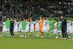 لاعبو فولفسبورج يحتفون بفوزهم على ريال مدريد ويترقبون مباراة العودة