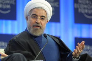 روحاني يؤيد التواصل الوسطي مع دول العالم