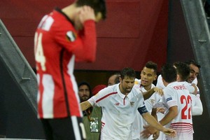 أشبيلية يقترب من المربع الذهبي للدوري الأوروبي