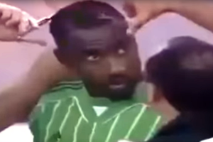 السعودية تطبق عقوبة 'القزع' داخل الملعب