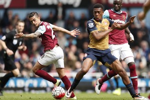 تعادل ويستهام مع أرسنال في مباراة مثيرة بالدوري الإنجليزي