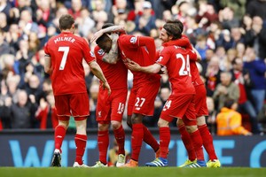 ليفربول بدون أبرز لاعبيه يسحق ستوك سيتي برباعية في الدوري الممتاز