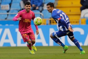 لاس بالماس يحبط مخطط ديبورتيفو في الدوري الاسباني