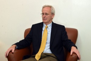 السفير الأميركي: المرأة البحرينية حققت الريادة والتميز في العديد من المحافل المحلية والإقليمية