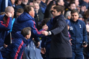 مدرب توتنهام: لاعبونا سيواصلون الصراع على لقب 'البريميرليغ'