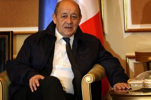 باريس: التحالف قصف 4 مراكز قيادة لـ 'داعش' في الموصل