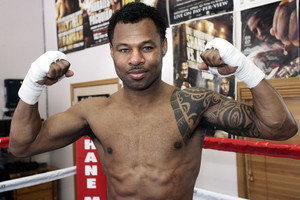 الملاكم الأميركي شين موسلي يستعين بالأسطورة روبرتو دوران لتدريبه