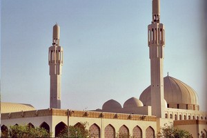بالصور: المسئولية الاجتماعية... مجموعة شركات يوسف بن أحمد كانو مثالاً