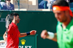 خروج ديوكوفيتش من بطولة مونت كارلو يمنح فاسيلي أكبر انتصار له في مسيرته