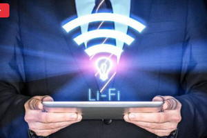 'LiFi' بدلاً من 'WiFi'.. خدمة إنترنت جديدة بشوارع دبي