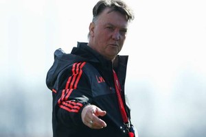 مُدرب مانشستر يونايتد فان خال: لا تسألوني عن دي خيا