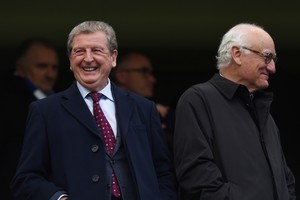 مدرب انجلترا يستبعد مشاركة كارول في أوروبا 2016