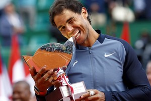 نادال يهزم مونفيس ويتوج بلقب مونت كارلو للتنس للمرة التاسعة