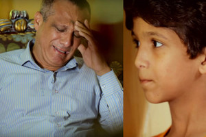 بالصور... عندما يبكي الأب ابنه وهو حي... سلمان يرغب في الحياة