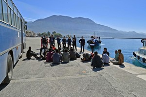 الرئيس الإيطالي: مقتل المئات على ما يبدو في كارثة جديدة للمهاجرين في البحر المتوسط