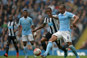 مانشستر سيتي يواجه نيوكاسل غدا في الدوري الإنجليزي