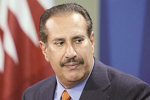 حمد بن جاسم: على مدى 30 عاماً تحكمنا بأسعار النفط من أجل الغرب.. فماذا ربحنا في المقابل؟