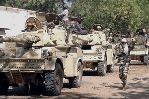 نقص المحروقات يدفع بوكو حرام الى انتاج وقود من الفول السوداني