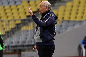 يول يطالب لاعبي الأهلي المصري بهدف مبكر في شباك يانج افريكانز