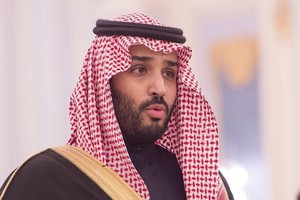 وزير الدفاع السعودي يؤكد على ضرورة العمل على مجابهة الارهاب وتدخلات إيران