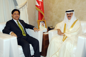رئيس مجلس النواب يشيد بتطور العلاقات البحرينية الباكستانية خلال لقائه السفير الباكستاني   