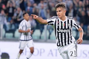 يوفنتوس يقترب من حسم لقب دوري ايطاليا وتوتي يسجل هدفين في انتصار روما