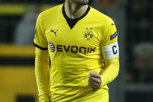 هوملز لا يستبعد الرحيل من دورتموند إلى بايرن