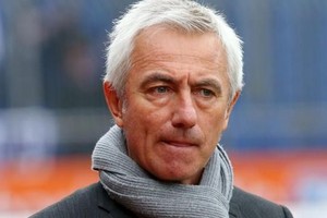 الاتحاد السعودي يمدد عقد فان مارفيك