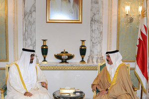 العاهل يبحث مع ولي عهد أبوظبي آخر تطورات الأحداث الإقليمية والدولية