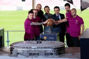 ميسي يغيب عن تدريبات برشلونة وشكوك حول إصابته