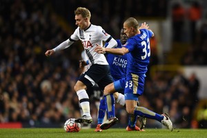 توتنهام يتطلع إلى إفساد الفصل الأخير من 'قصة ليستر سيتي'